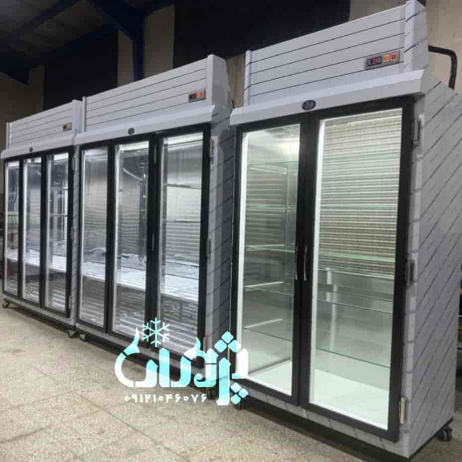 یخچال و فریزر ایستاده و مکعبی